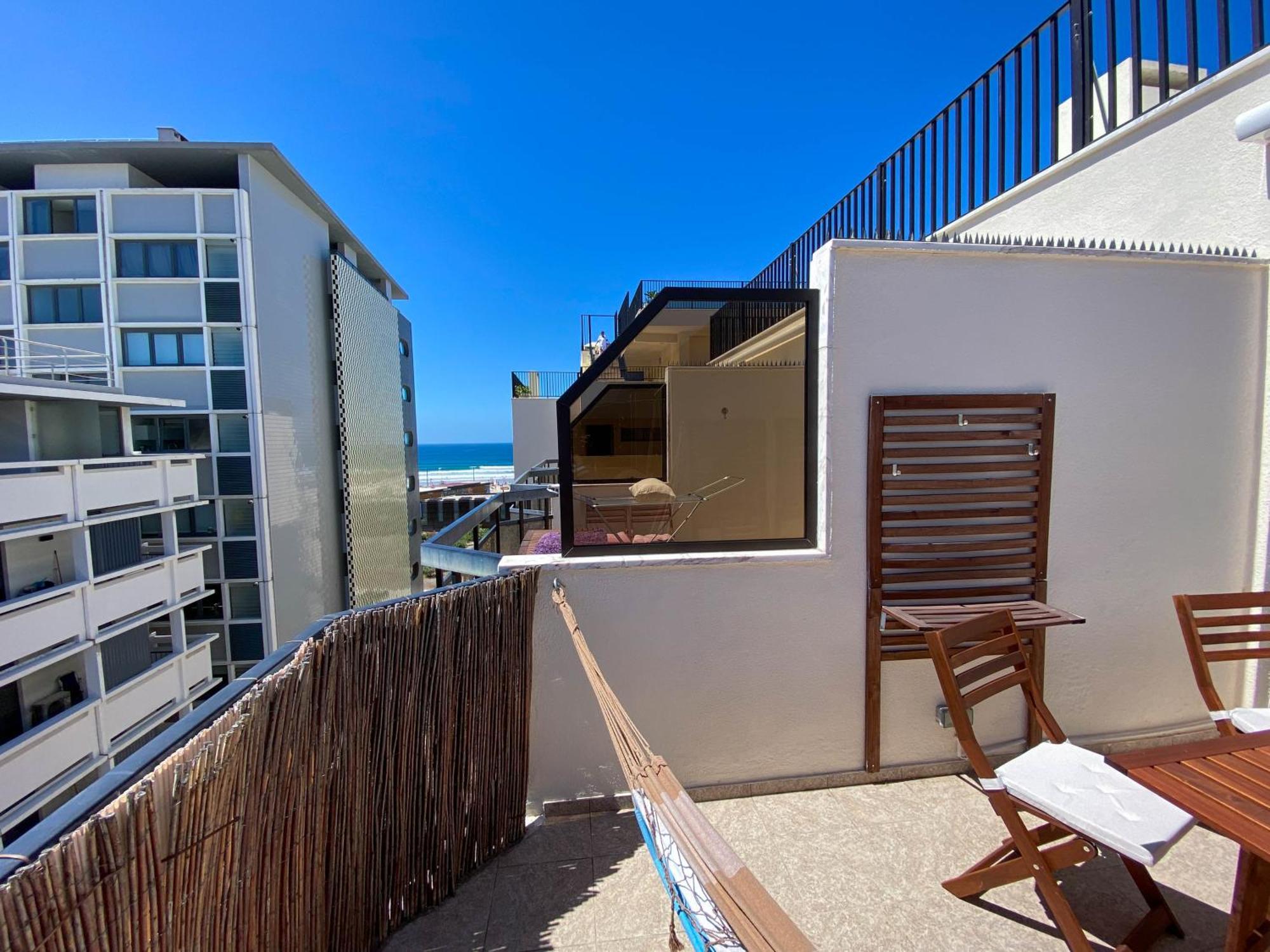 Maui Surfer'S House Sea View Caparica Beach House Costa de Caparica Eksteriør billede